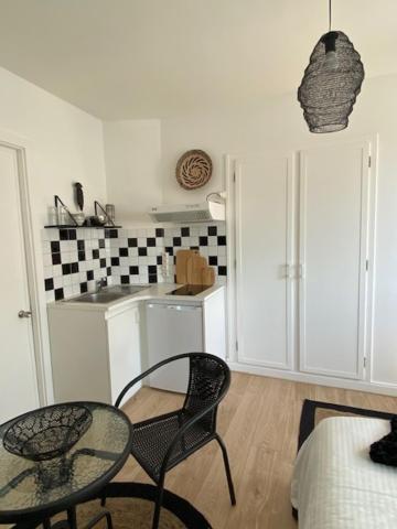 Appartements Pyrenees-Barthou Pau Exteriör bild