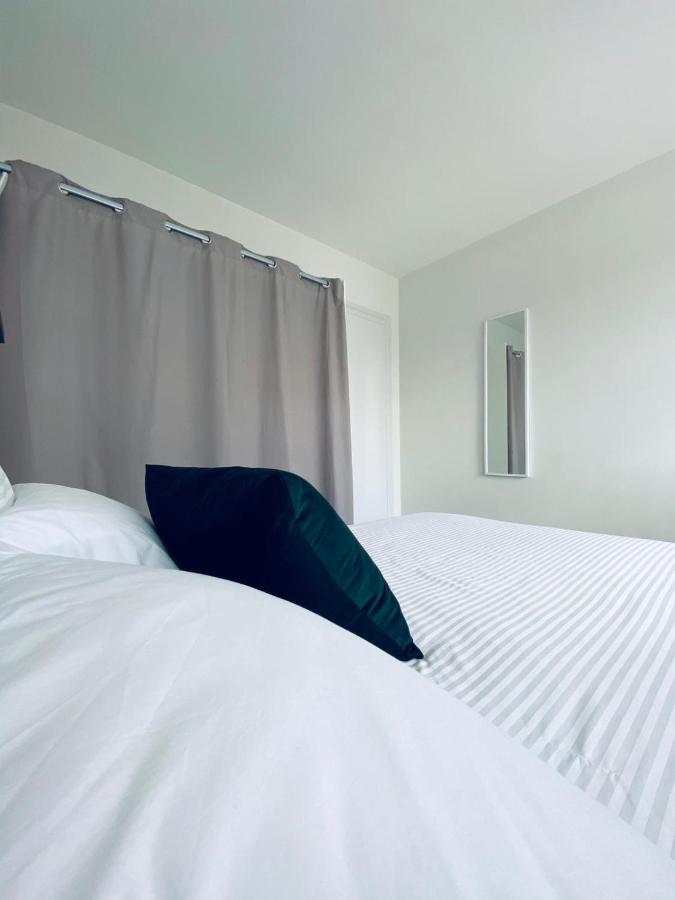 Appartements Pyrenees-Barthou Pau Exteriör bild